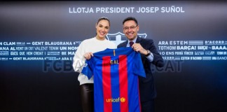 Video, Gal Gadot Pernah Mendapat Jersey Khusus Dari Barca
