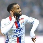 Arsenal Diminta Serahkan Giroud Jika Menginginkan Lacazette