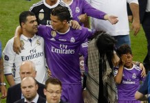 Foto, Pacar Ronaldo Tampil Cantik Dengan Kalung Medali Liga Champions