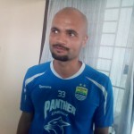 Sindiran Van Dijk Pada Pihak Yang Dengan Mudah Mencibir Persib
