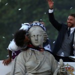 Video, Ramos Kesal Dengan Ulah Penyusup di Tengah Pesta Madrid