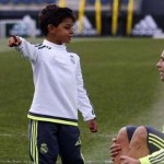 Video, Gocekan Putra Ronaldo Sulit Dihentikan Lawannya