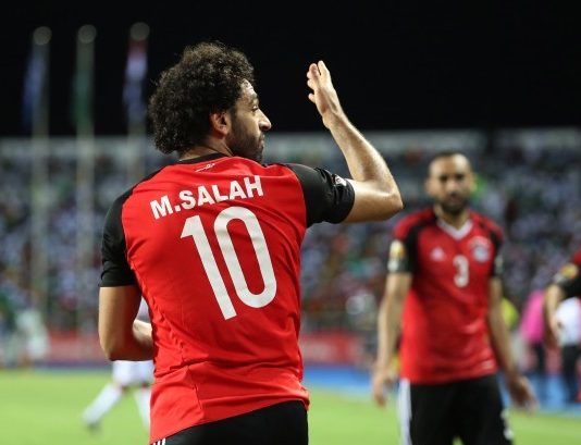 Pele Kepada Salah : "Saya Tak Sabar Menyaksikan Anda di Piala Dunia 2018"